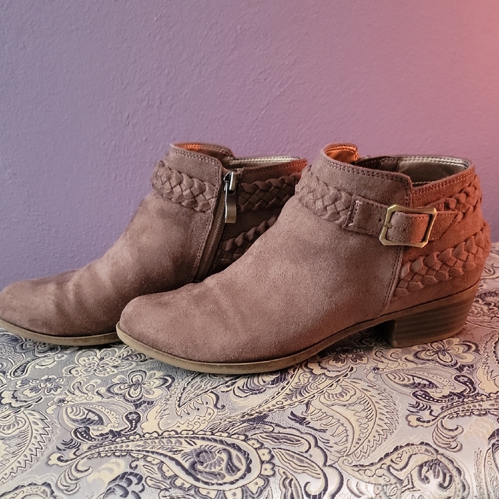 Life Stride Adriana Ankle Booties